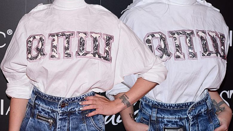 Honorata Skarbek w bluzie Roberta Kupisza