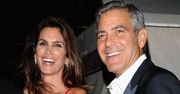 Cindy Crawford chciała sobie zrobić romantyczne zdjęcie. Aż tu wkroczył... George Clooney i wszystko zepsuł [zdjęcie]