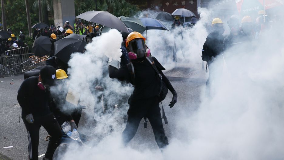 Hongkong. Protestujący po raz kolejny starli się z policją