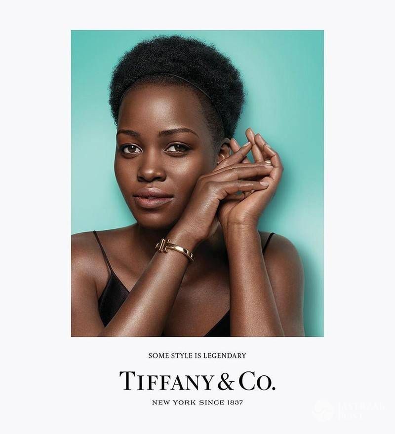 Lupita Nyong'o w kampanii "Legendary Style" biżuterii Tiffany & Co. na 2016 (fot. David Sims / Tiffany & Co.)