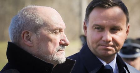 Prezydent chce wyjaśnień od Macierewicza. Wysłał kolejny list
