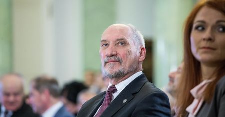 Zaskakujący scenariusz ws. Macierewicza. Nieoficjalnie: zajmą się nim Amerykanie