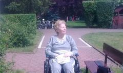 Lekarze nie dawali jej szans. Mąż stworzył planszę, żeby mogli rozmawiać