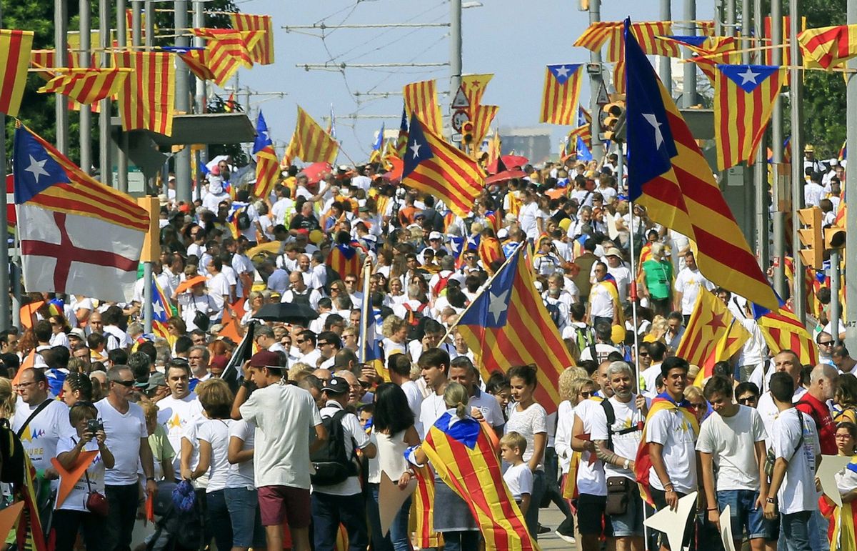 Hiszpanie chcą zatrzymać referendum w Katalonii. Grożą nawet więzieniem