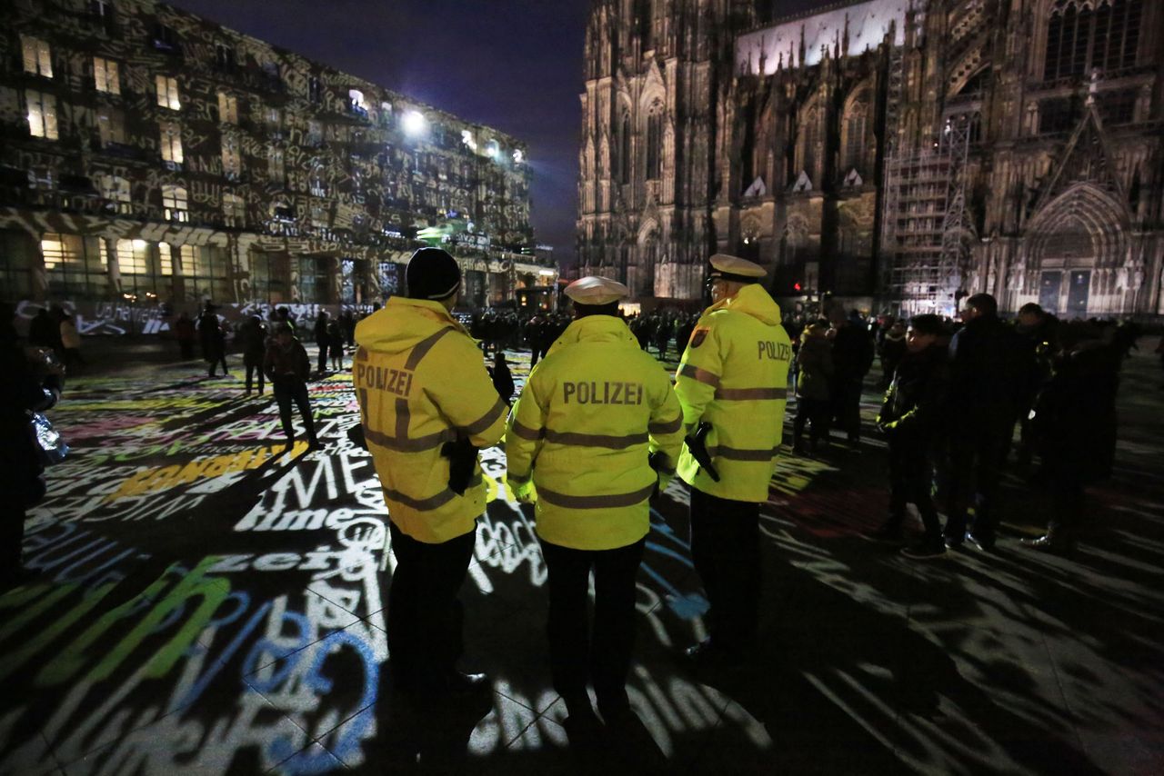 Powtórzy się sylwestrowy horror w Kolonii? Policja w Niemczech opublikowała niepokojący raport