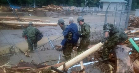 Powódź w Japonii. 400 tys. ewakuowanych, wielu zaginionych