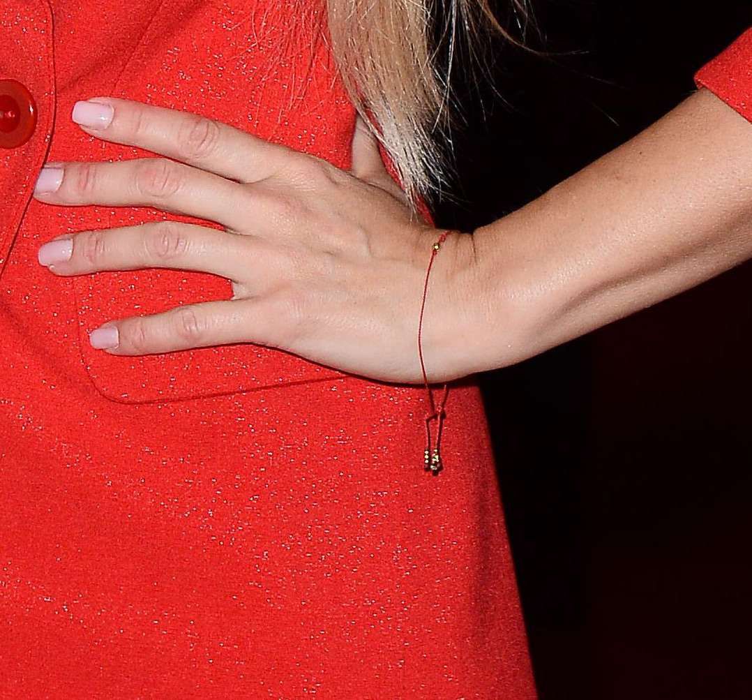 Małgorzata Rozenek z jasnym manicure