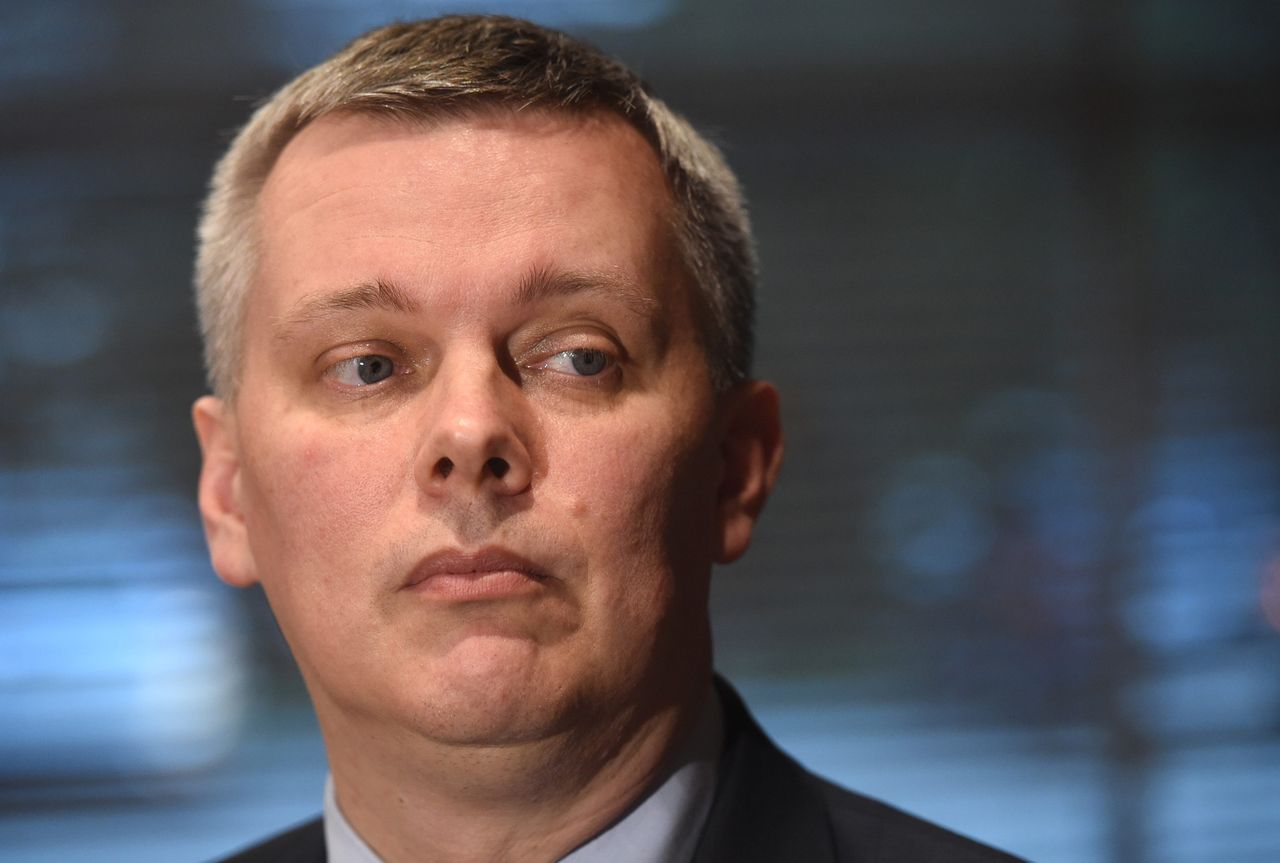 Tomasz Siemoniak nie ma wątpliwości. "Jeżeli prezes PiS zadzwoni, to Marian Banaś poda się do dymisji"