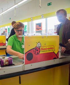 Koronawirus w Polsce. Biedronka i Lidl z nowymi godzinami otwarcia. Szykują się na Wielkanoc