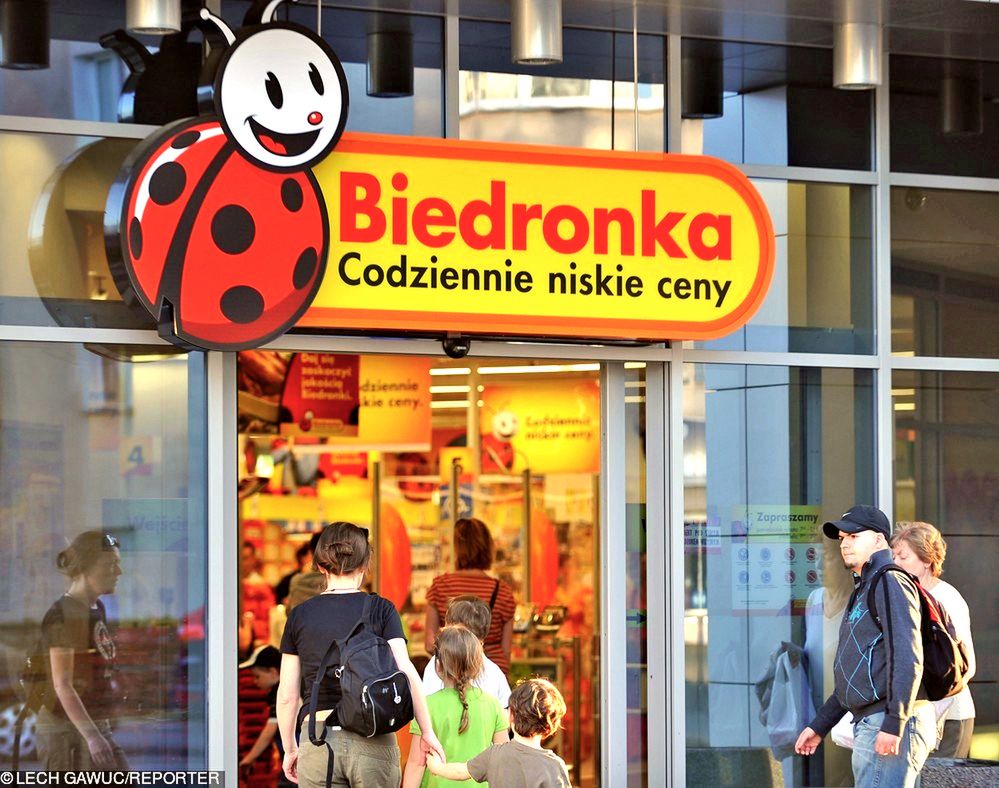 Praca w Biedronce. Nowe stanowiska i nowe pensje