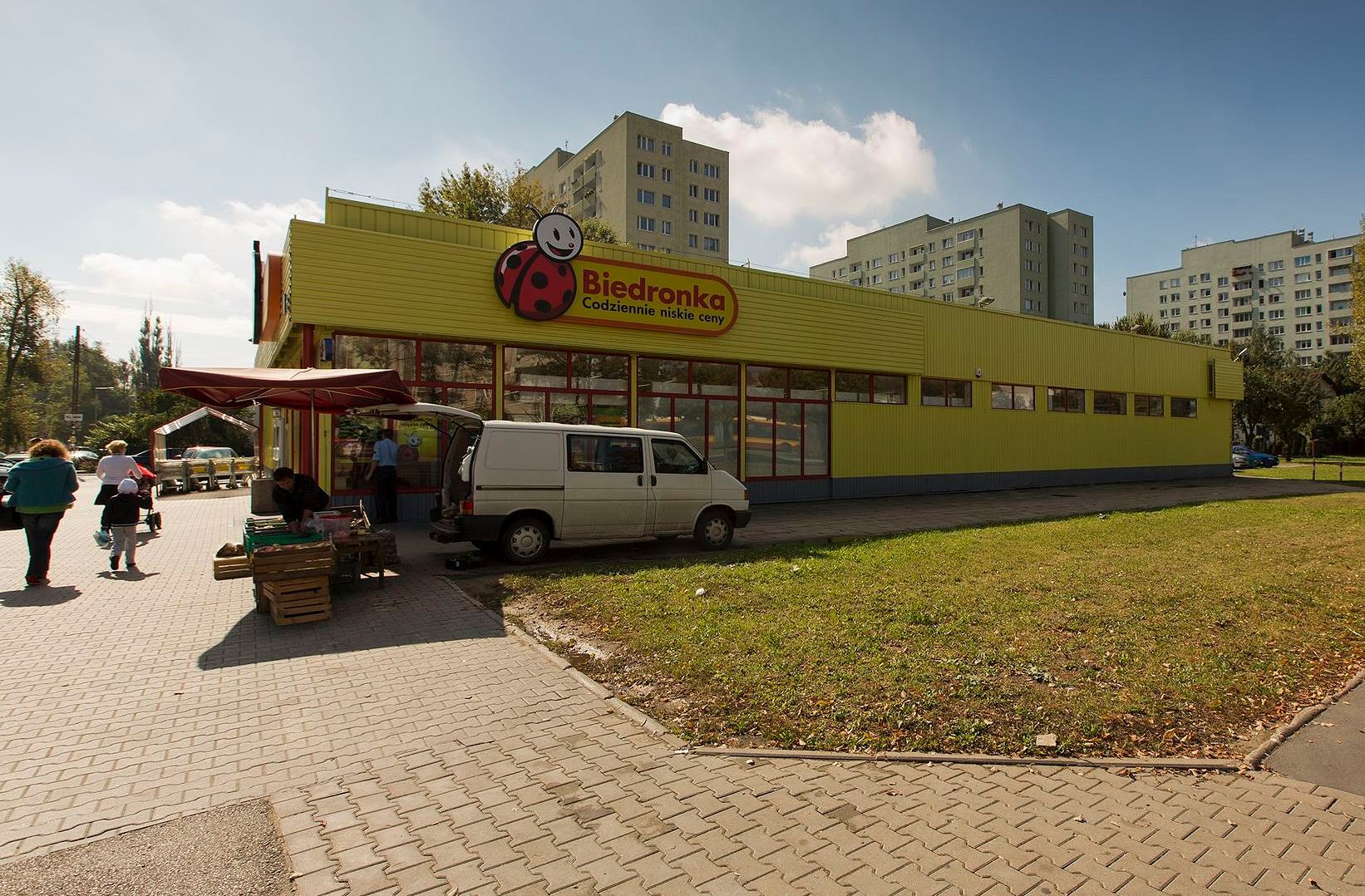 Kolejki w Biedronce mogą się zmniejszyć