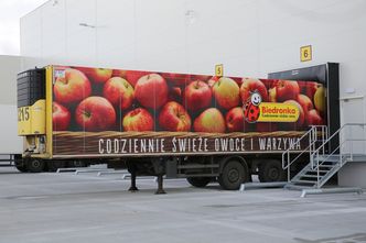 UOKiK zarzuca Biedronce nieuczciwe praktyki. Grozi jej 1,5 mld zł kary