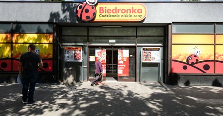 Dziewczynka chciała siku. Pracownica sklepu miała tylko jedną odpowiedź