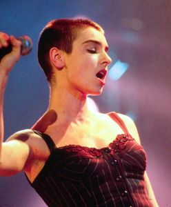 Tatuaż z Jezusem na klatce piersiowej, koloratka, teraz islam. To nie jest już Sinead O’Connor