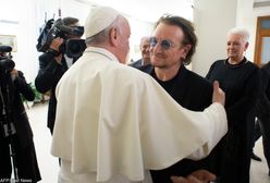 Bono na spotkaniu z papieżem Franciszkiem. Wśród tematów pedofilia w kościele