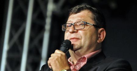Kontrowersyjny biznesmen spędzi 7 dni w izolatce