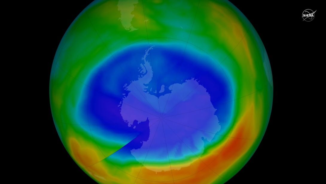 Bednarek: "Dziura ozonowa to oszustwo". Oto jak "eksperci" od klimatu wpadli we własne sidła