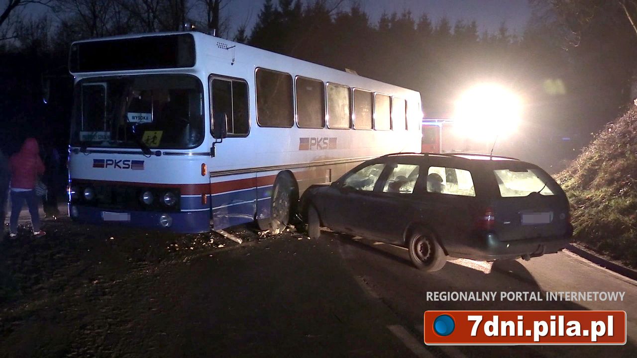 Wypadek autobusu z dziećmi
