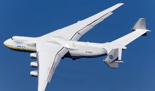 Antonow An-225 Mrija. Największy samolot świata wylądował w Warszawie