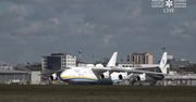 Antonow An-225 Mrija wylądował w Warszawie ze sprzętem medycznym. To największy samolot na świecie
