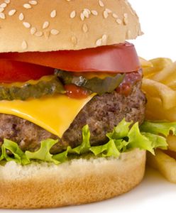 Dania, których nie należy jeść w fast foodach - według pracowników