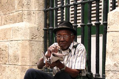 Na Kubie żyje nie 2.500 lecz "tylko" 1.448 stulatków