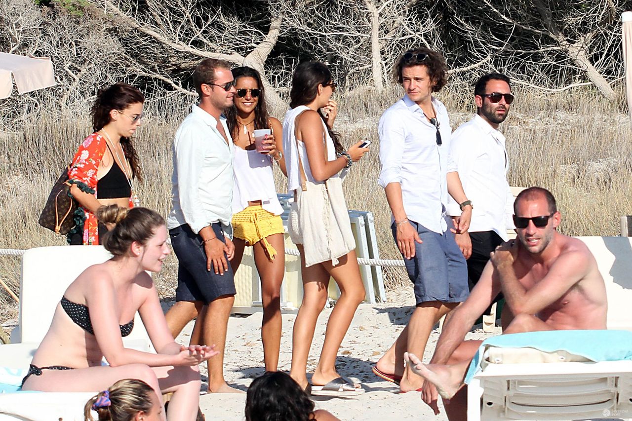 29 JULY 2014 - FORMENTERA - SPAIN

*** NOT AVAILABLE FOR ITALY OR GERMANY ***

ENGLISH ACTOR ORLANDO BLOOM SPOTTED ENJOYING A HOLIDAY IN FORMENTERA WITH FRIENDS

BYLINE MUST READ : XPOSUREPHOTOS.COM

***UK CLIENTS - PICTURES CONTAINING CHILDREN PLEASE PIXELATE FACE PRIOR TO PUBLICATION ***

**UK CLIENTS MUST CALL PRIOR TO TV OR ONLINE USAGE PLEASE TELEPHONE 44 208 344 2007**