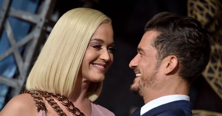 Katy Perry i Orlando Bloom zaręczyli się rok temu. Fani pytają: "kiedy ślub?"