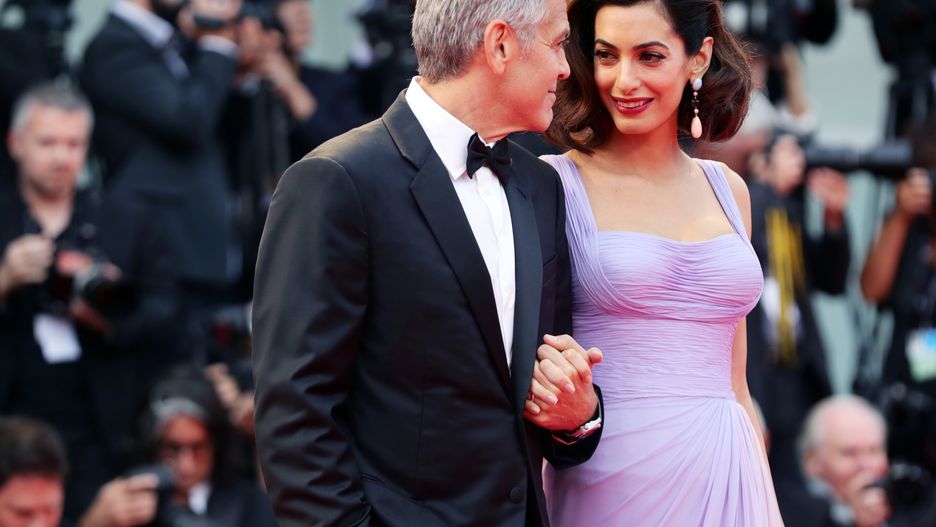 George i Amal Clooney podczas 74. Festiwalu Filmowego w Wenecji