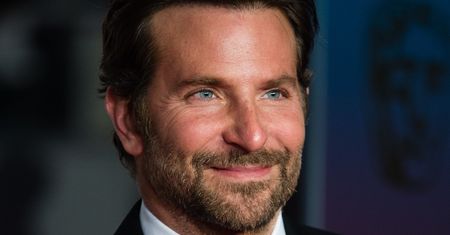 Bradley Cooper widziany z Laurą Dern. Dzieli ich 12 lat różnicy