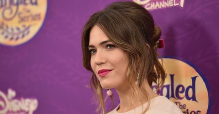 LOOK OF THE DAY: Mandy Moore w sukience Roksanda