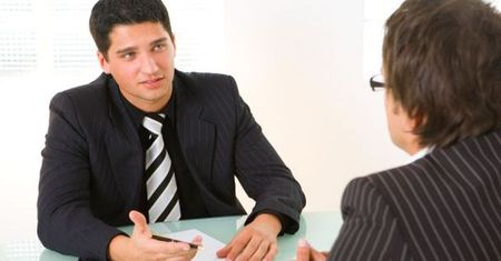 Coaching to nie motywowanie – rozmowa z coachem Wojciechem Paździorem