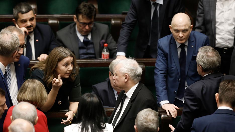 Jarosław Kaczyński nie chciał karać Joanny Lichockiej za środkowy palec
