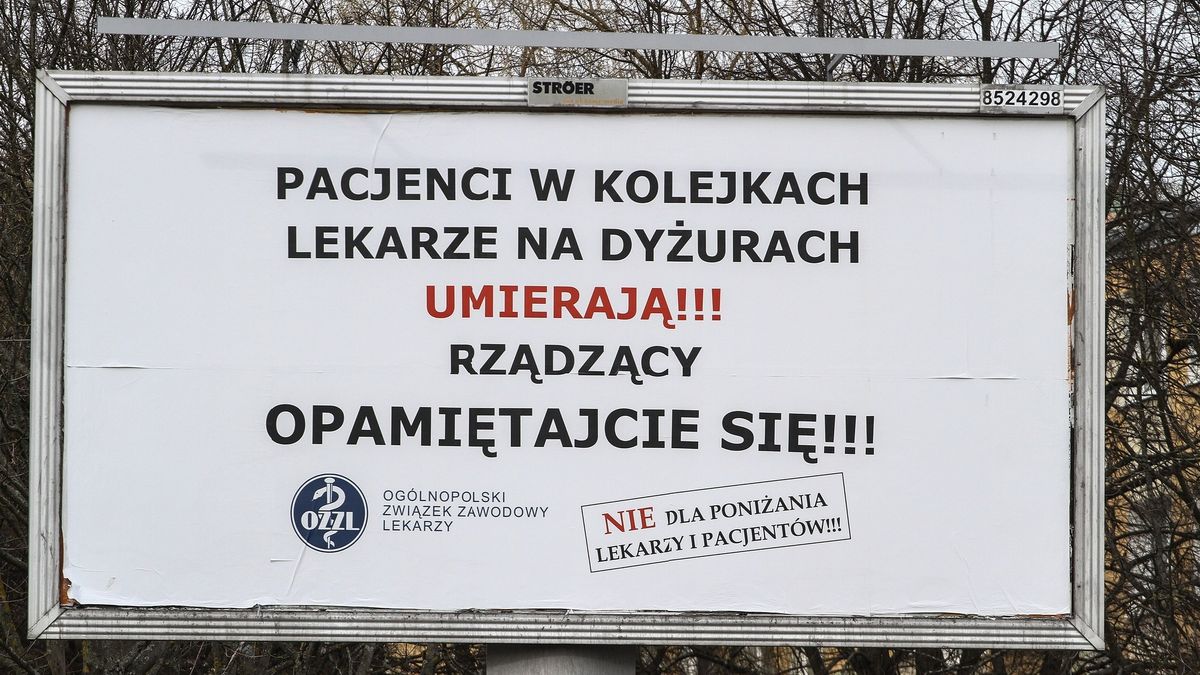 Lekarze domagają się interwencji rządu ws. służby zdrowia. "Pacjenci i lekarze umierają"