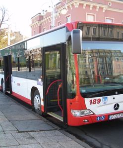 Wypadek autobusu w Częstochowie. Ranni narażeni na HIV