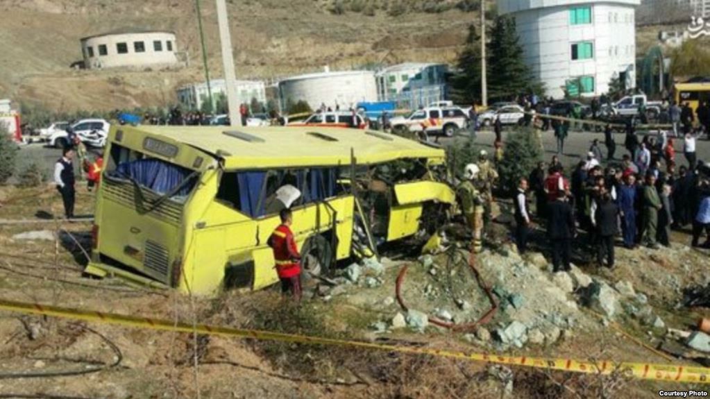 Koszmarny wypadek autobusu w Teheranie. Nie żyje wielu studentów