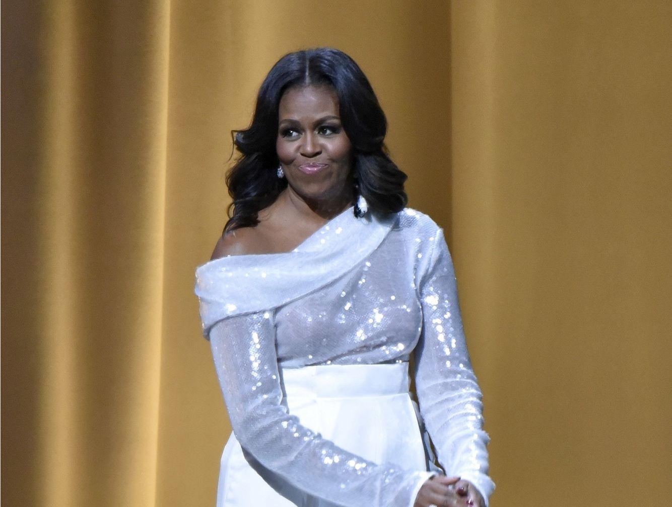 Michele Obama zaprezentowała się w białym komplecie 