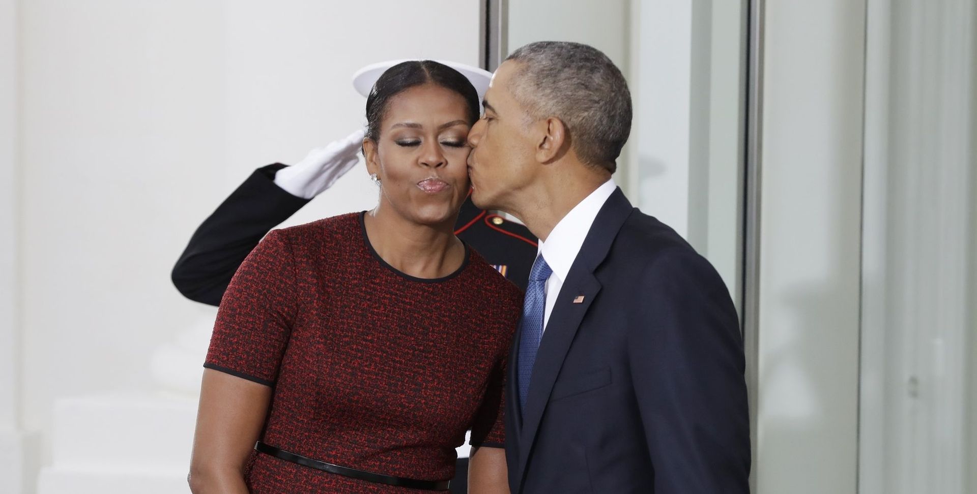 "Becoming... us". Jak Michelle Robinson spotkała stażystę Baracka Obamę