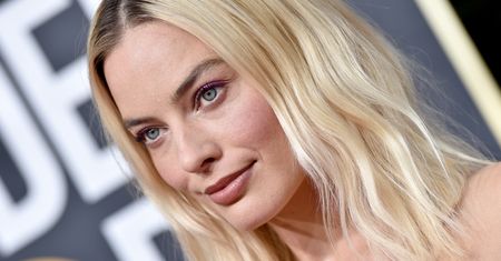 Margot Robbie pokazała fanom zdjęcia z dzieciństwa. W poruszającym nagraniu prosi ich o pomoc
