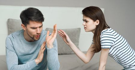 Ten jeden sygnał zdradza, że masz do czynienia z toksyczną osobą. Lepiej uważaj