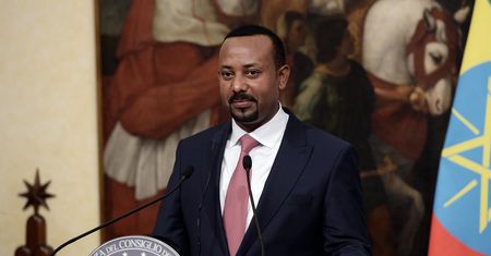Abiy Ahmed Ali z Pokojową Nagrodą Nobla. Sprawdź, czym dokładnie jest to wyróżnienie i kim są polscy nobliści