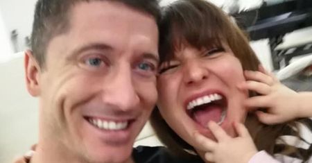 Ania, Robert i Klara Lewandowscy na jednym zdjęciu. "Kiedy próbujemy zrobić sobie zdjęcie"