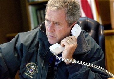 Bush: podsłuchujemy obywateli dla ich dobra