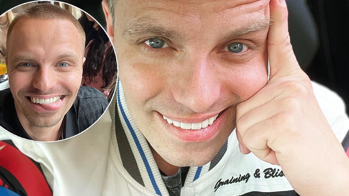 Marcin Hakiel pozuje wśród pięknych kobiet