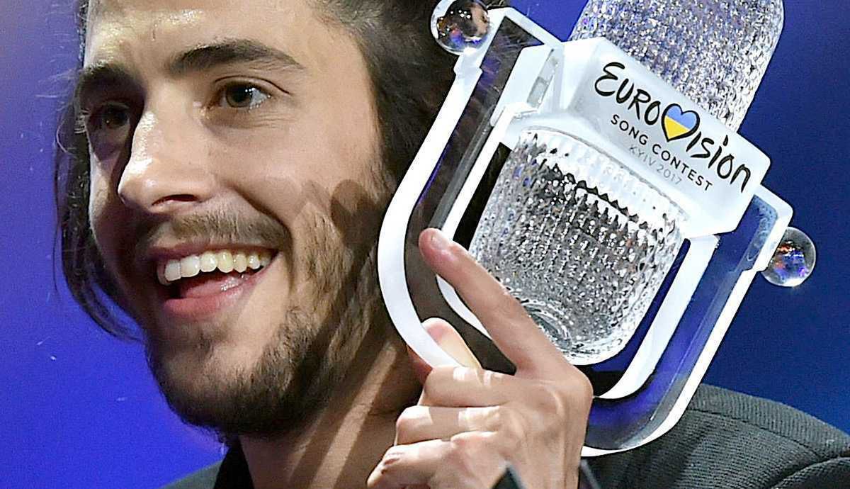 Salvador Sobral ślub, żona, Dwa serduszka