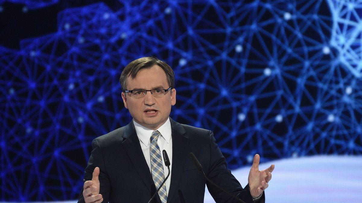 Zbigniew Ziobro zapowiedział w sobotę kolejne duże zmiany w sądach
