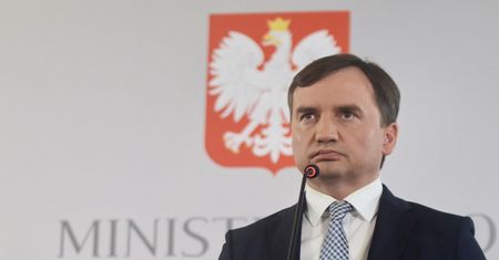 Zbigniew Ziobro oskarża Donalda Tuska i Ewę Kopacz. Chce ich postawić przed Trybunałem Stanu