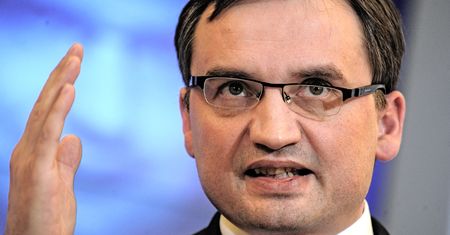 Nowela weszła w życie, ale o odwołaniach prezesów sądów nie słychać. Na co czeka Zbigniew Ziobro?