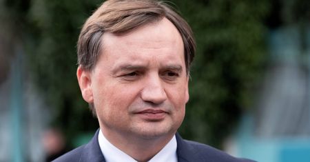 Afera hejterska. Prof. Krystian Markiewicz pozywa Zbigniewa Ziobrę