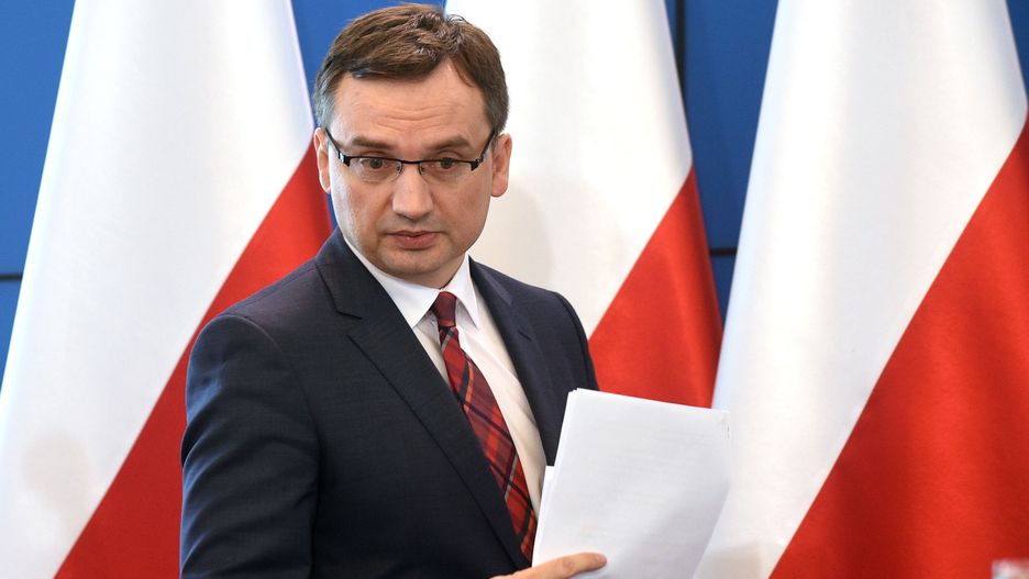Alimenciarze w końcu płacą. Ziobro o sukcesie PiS